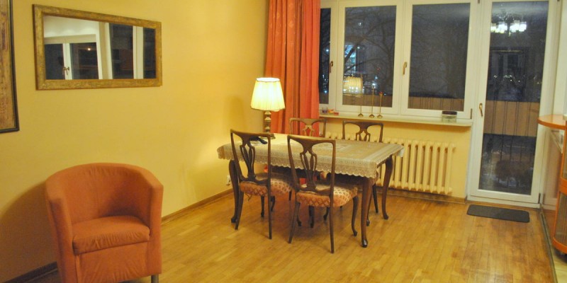 Dining area with livingroom