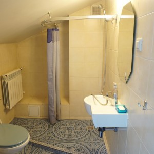 Bathroom 2