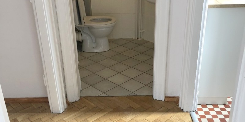 toilet