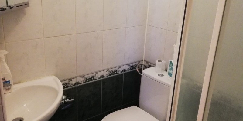Bathroom 2