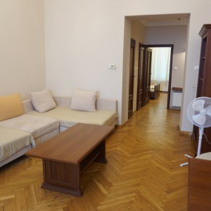 Bedroom 3 (livingroom)