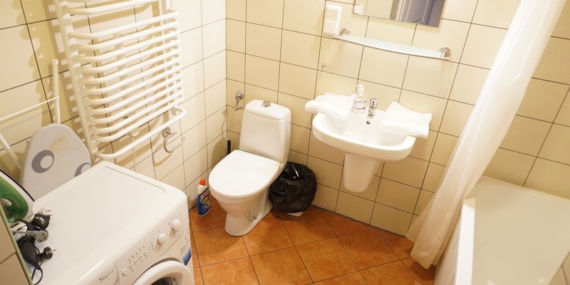 Bathroom 2