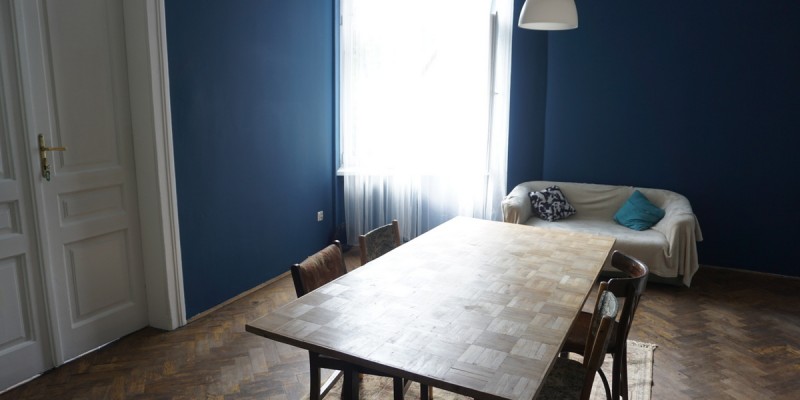 Livingroom +kitchen anex
