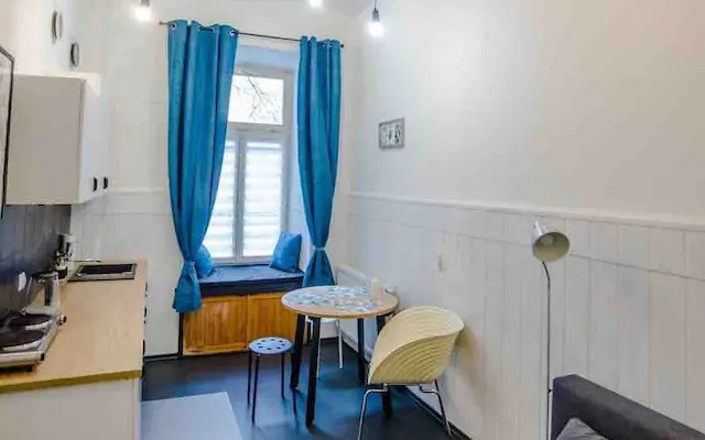 Livinroom + kitchen anex