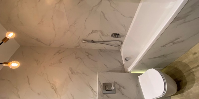 3_Bathroom (2)