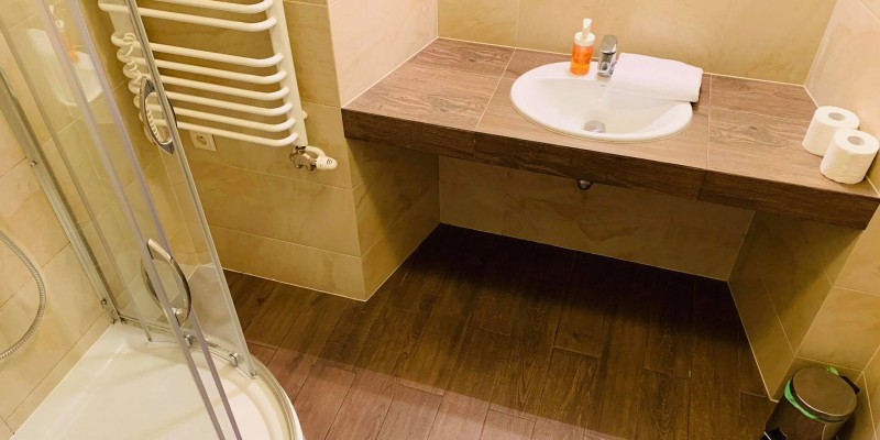 Bathroom 2