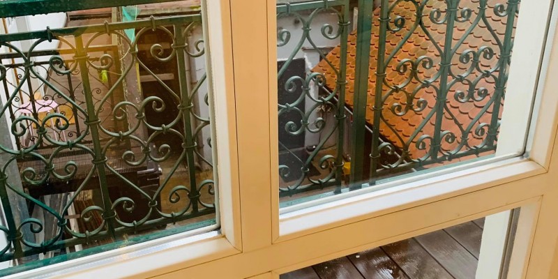 balcony