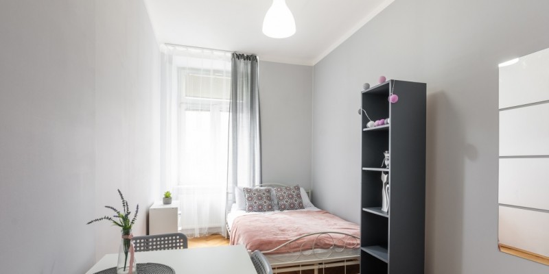 Bedroom with double bed