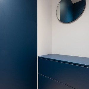 walk in wardrobe