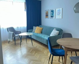 Warsaw, City Center - Królewska street; 2 rooms, 3700 PLN (780 €) TOTAL PRICE