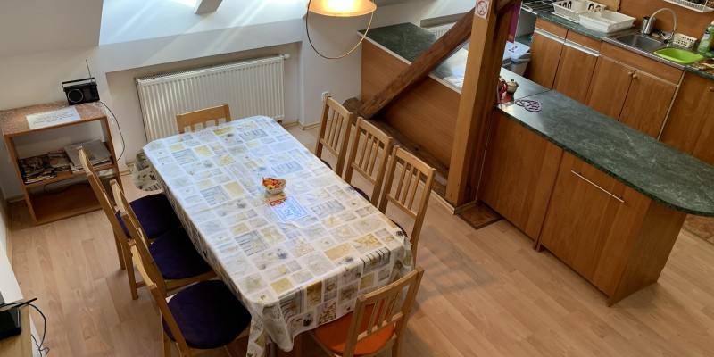 Livingroom/Diningroom with kitchen