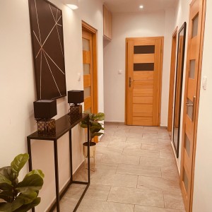 Hall (2)
