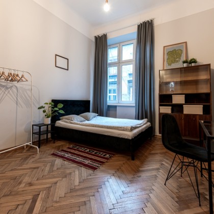 Courtyard view room