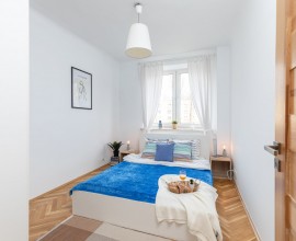 Warsaw, City Center - ul. Nowolipki 23; 2 bedrooms + kitchen, 5650 PLN TOTAL PRICE (ALL INCLUDED)